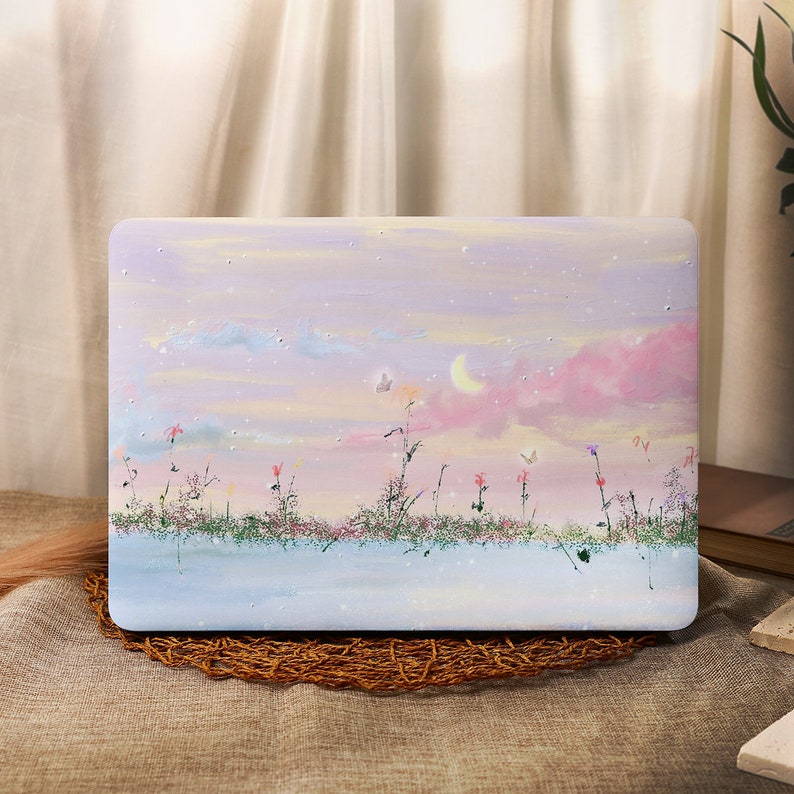 snwlix's tweet photo. hi guys i need ur help please, which laptop case is the prettiest 🥹 (poll below) https://t.co/DIGVw2k6LB