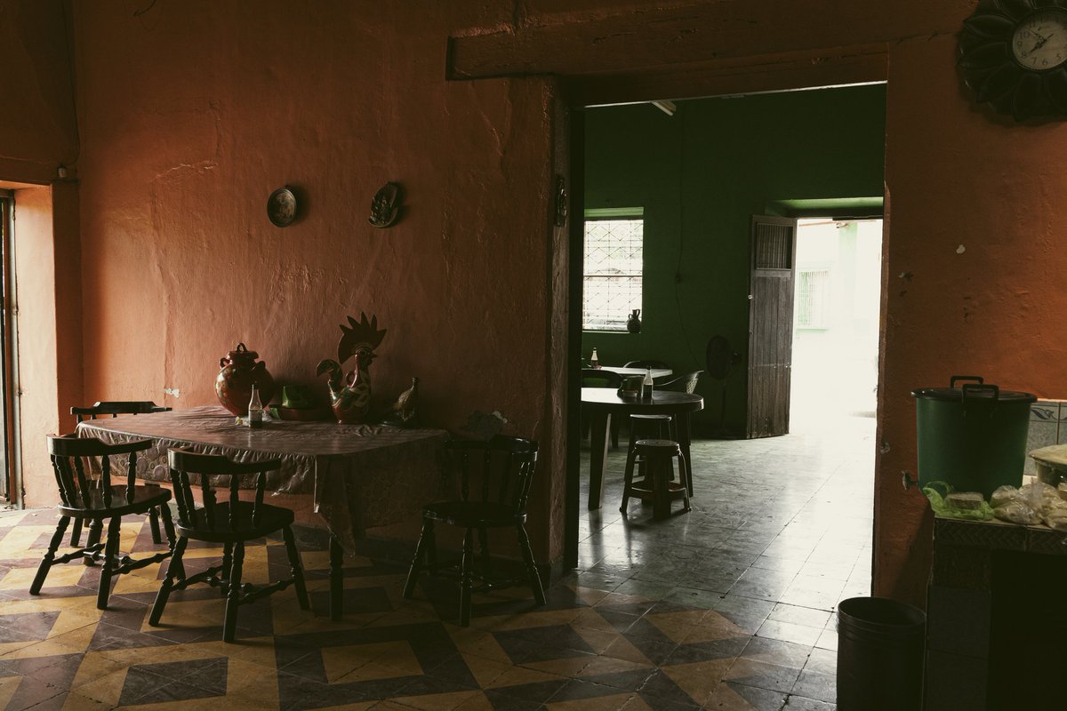 noraespiinal's tweet image. Una referencia directa a la emoción, a la nostalgia. 🇭🇳✨️
El ritual de los sureños: Ir por sopa a dónde Doña Lilia Betanco.