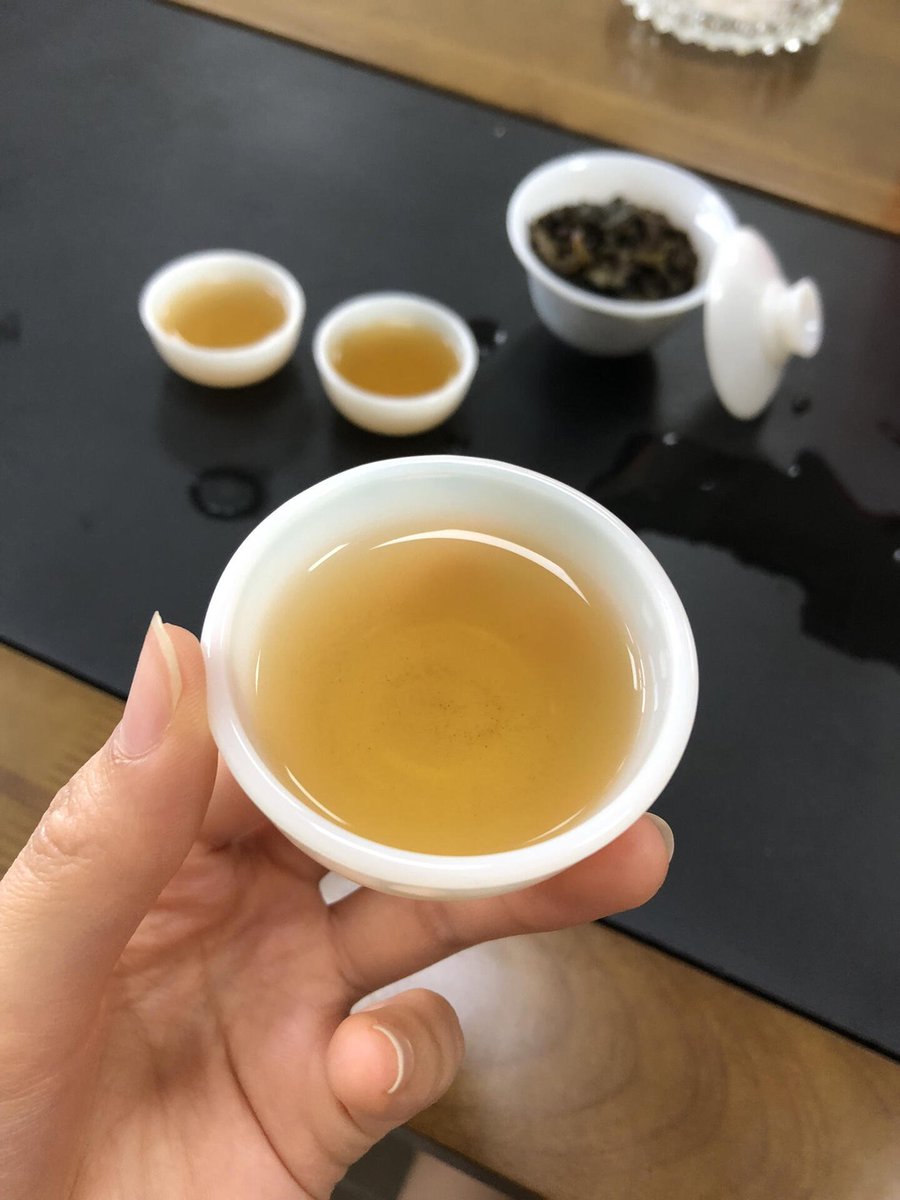 AnnCuute's tweet photo. Whether it is a strong black tea or a refreshing green tea, every sip is a spiritual cleansing. In the warmth of the tea soup, we find a moment of tranquility and the most authentic self. https://t.co/Krp7ZyjVy6