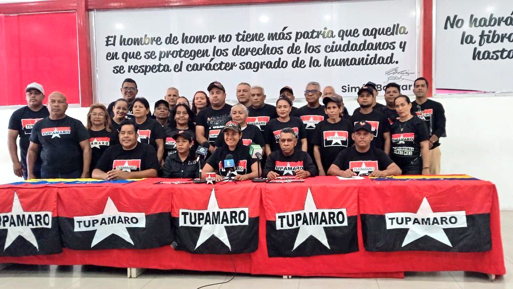 🔴⚫ Desde el Edo. Aragua Mpio. Girardot nuestra Dirección Regional Operativa, DM y Militancia realizaron rueda de prensa con el fin de sentar posición en respaldo a nuestro Pdte. <a href="/NicolasMaduro/">Nicolás Maduro</a> quien ha estado al frente de la revolución Bolivariana protegiendo a nuestro pueblo.