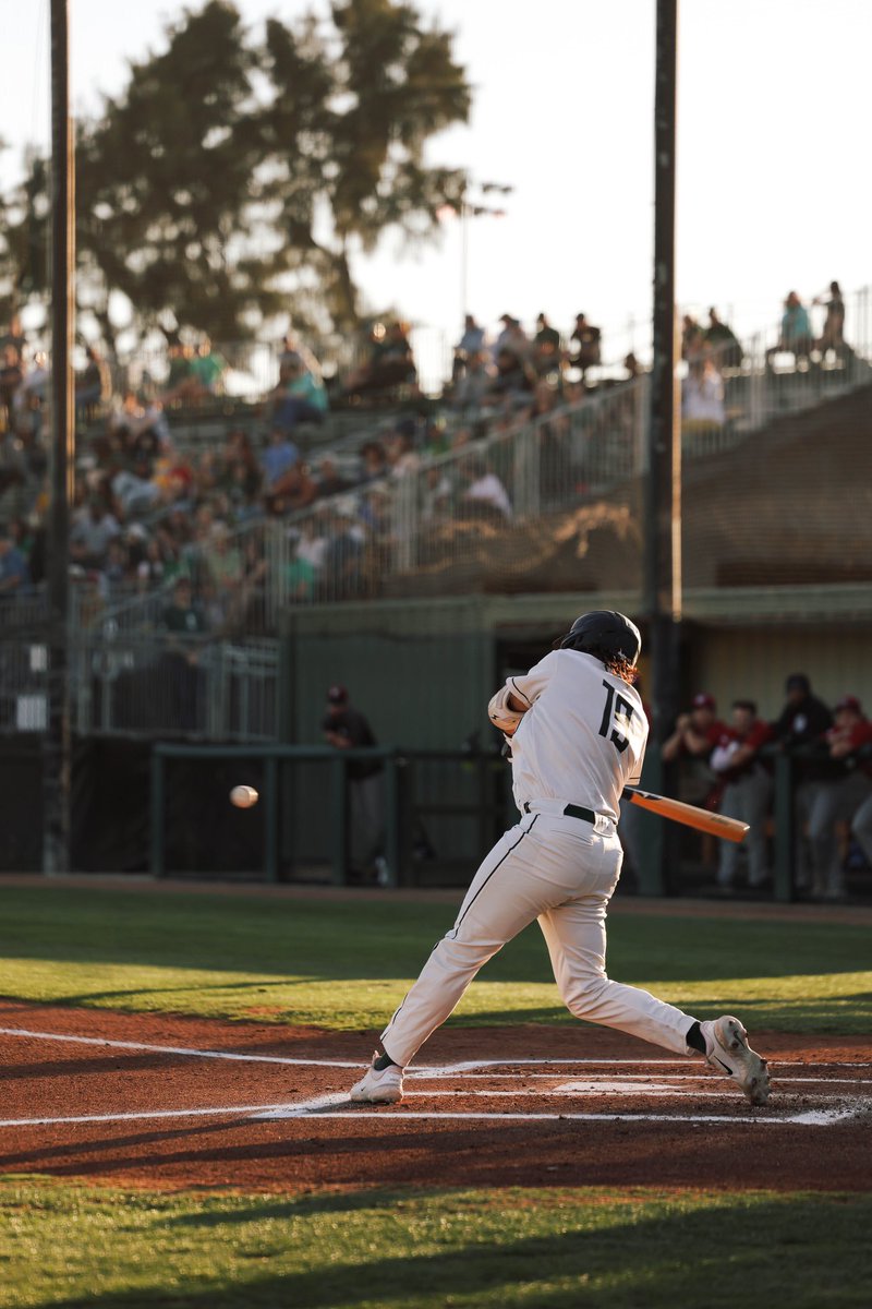 OaklandBallers's tweet photo. doing what he does best!

Brett Barrera brings in 4 runs in the first two innings‼️ https://t.co/ehwSiTmBAY