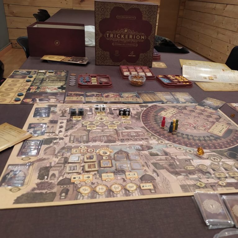 ➡️ Trickerion

Nos pusimos en la piel de unos magos, preparamos espectáculos de ilusionismo, aprendimos nuevos trucos y mejoramos nuestras habilidades. ¿Te animas a crear tu propio show? ¡Únete a la magia y escríbenos! 🎩✨ 

#Trickerion #JuegosDeMesa #LaTorreDeDaus