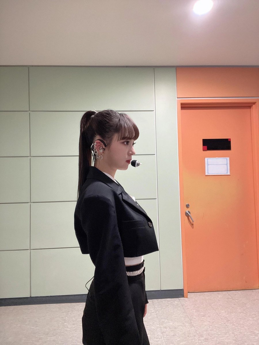 𝙵iu fiu! 𝙻a linda of the #𝐁a𝖉𝖉est·𖤍𓈒࣪·𝕯ebü𝐭 hoy nos deleita con sus 𝚙erformances tan pero tan únicas ♡ 𝚙or ella es que admito y puedo decir abiertamente “#𝚆e𓊈们是𓊉𝐕i𝖑𝖑ai𝐧s” right? ☝️ 𝚗o lo negaré a pesar de todo.

苺:𝚋ǝrry ✿ ུ̩̩͙̼ . 𝐫u𝕤h #𝐥ilac