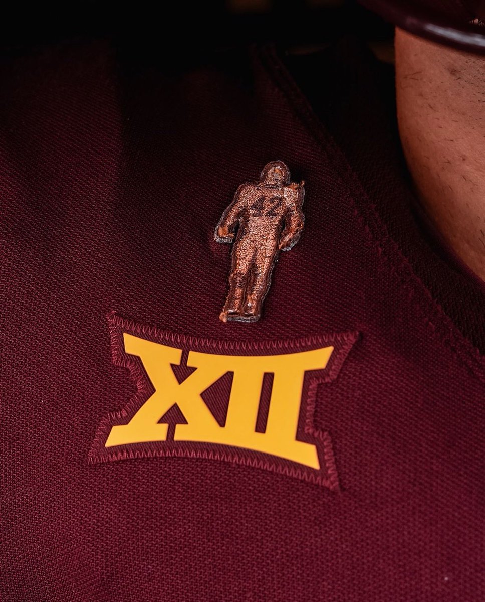 UNISWAG's tweet photo. .@ASUFootball introduces special patches for the inaugural Pat Tillman Leadership Council.

#uniswag https://t.co/GoDvrsiCGs