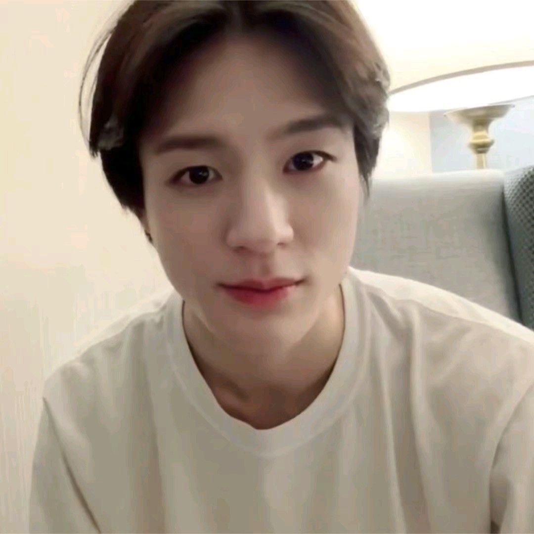 ツ (@jenowley) on Twitter photo 