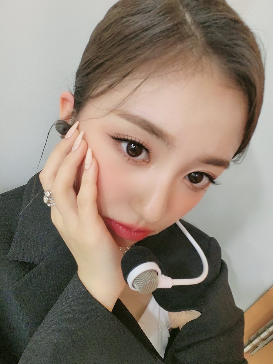 ojito porque #𝐦in𝕟ie୭̥isꮽ᤻𝐡e𝕣e y no hablo de la de 𝑑isney, ¿o sí? en fin, no lo sabré hasta tenerla en frente de mí sirviendo todo lo que es talento y lo agradezco '𝚌ause aquí se vino a disfrutar ☝🏻 stream #𝐨𝕡ēn这𝐝o𝕠r o me ripeo.

𑄼 ࣪˖ 𝓈hake ⌒ 𝚒t! #𝕙olly