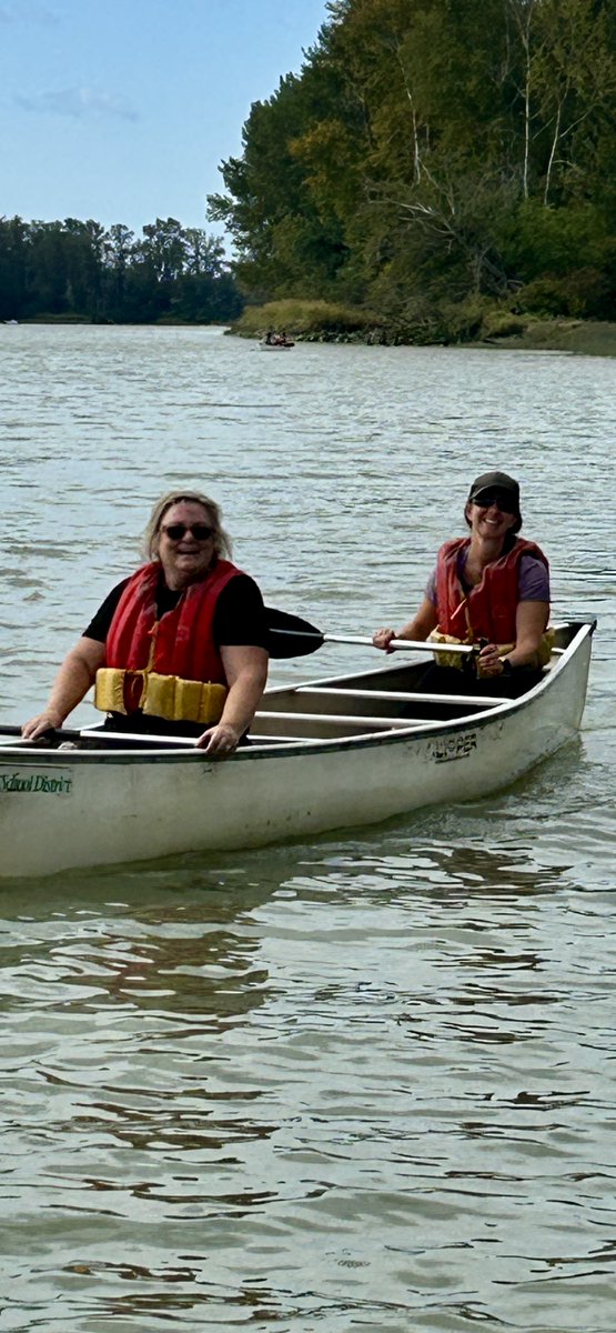 Holly School (@hollyschool) on Twitter photo Beautiful morning with Holly staff 🐝💛on the trails and on the water today! #startedtheyearoffright #connections #DeasIsland <a href="/deltasd37/">DeltaSchoolDistrict</a> Beautiful morning with Holly staff 🐝💛on the trails and on the water today! #startedtheyearoffright #connections #DeasIsland <a href="/deltasd37/">DeltaSchoolDistrict</a>