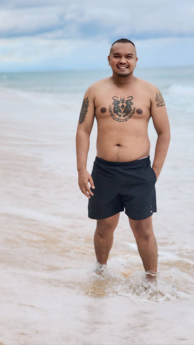 อยากลากใครไปกินในน้ำมั่งจัง