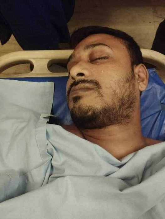 বৈষম্যবিরোধী আন্দোলনে সোহান গুলিবিদ্ধ হয়ে দীর্ঘদিন ধরে জীবনের সাথে সংগ্রাম করে আজ CMH হসপিটালে Open Heart Surgery এর সময় ইন্তেকাল করেন।
ইন্না লিল্লাহি ওয়া ইন্না ইলাইহি রাজিয়ুন 
আজ সকাল ৯.৩০ টায় শহীদ ভাইয়ের জানাজা কেন্দ্রীয় শহীদ মিনারে অনুষ্ঠিত হবে।