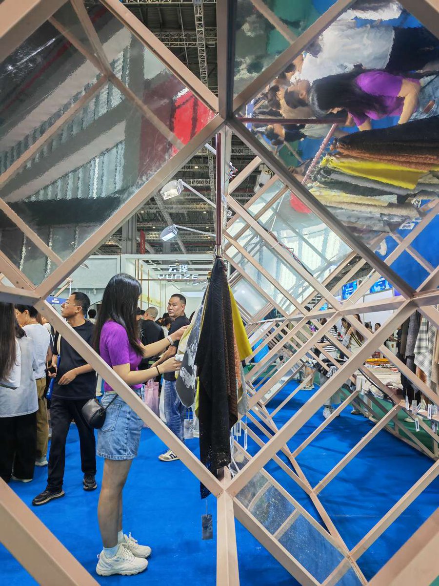WelonF's tweet image. #ChinaInternationalTradeFairforTextilesandAccessories
😉We are here today sourcing newest fabric and accessories for swimwear SS26 !
#intertextile #AlapparelFabrics #Swimwearfabricsourcing #Textiles #Accessories