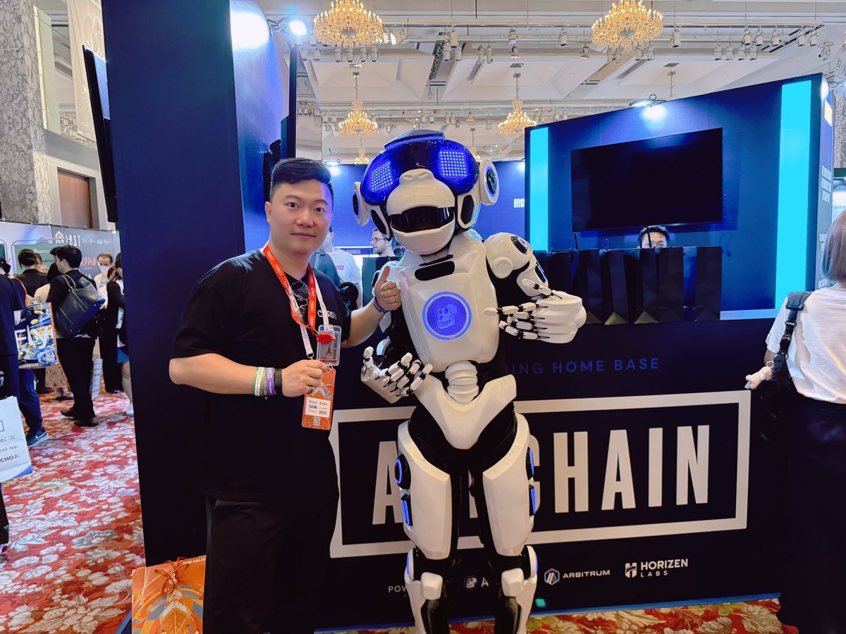iambensmart's tweet photo. GM @WebX_Asia
Come to visit the best booth #ApeChain @apecoin @arbitrum @HorizenLabs
See you all tonight at #Apesummit if you’d like to get a @card3_ai card😉
➡️ https://t.co/Y1ZLeLU1kB https://t.co/JPC2LL8RyI