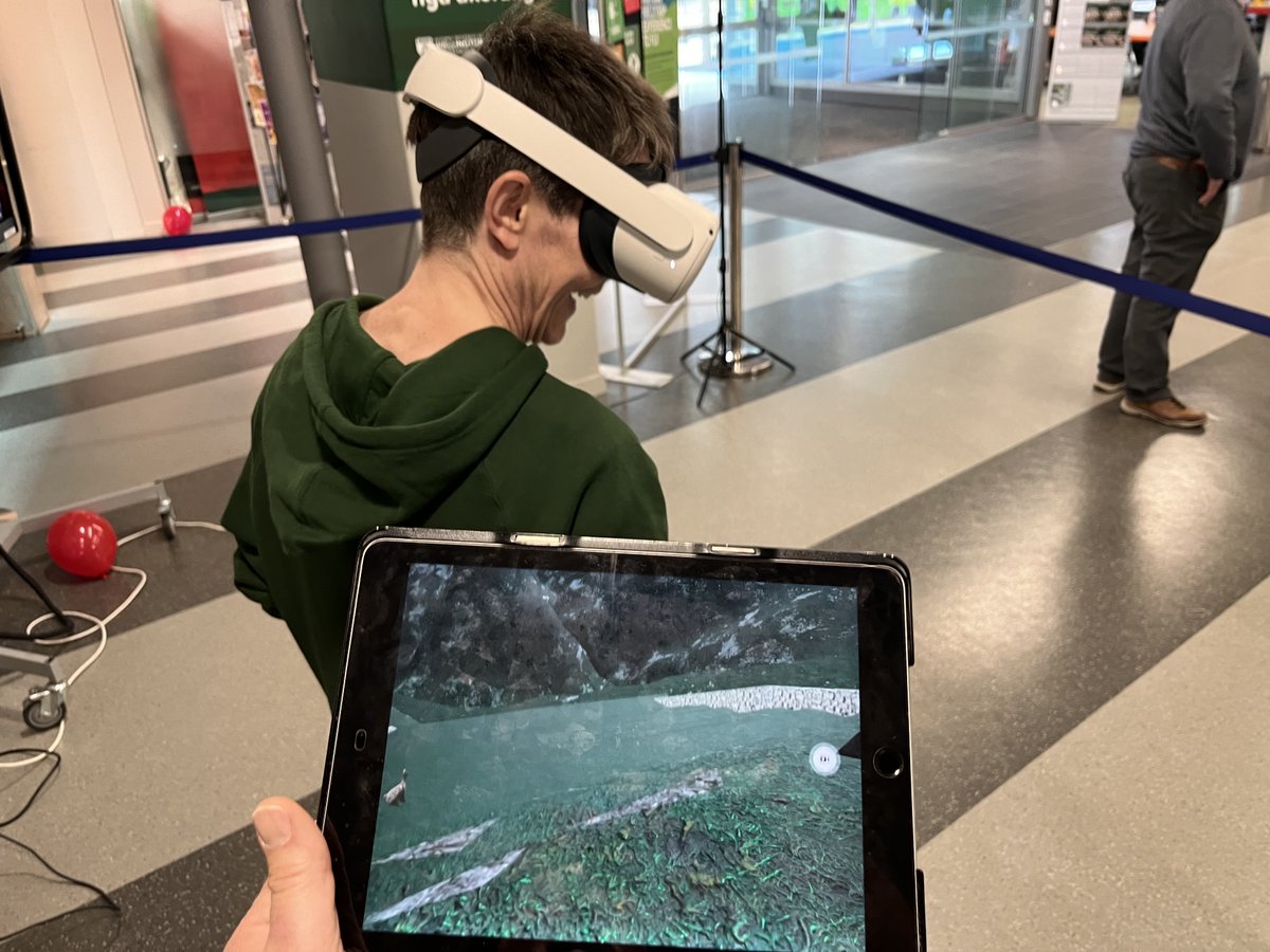 Christian Schott tweet media