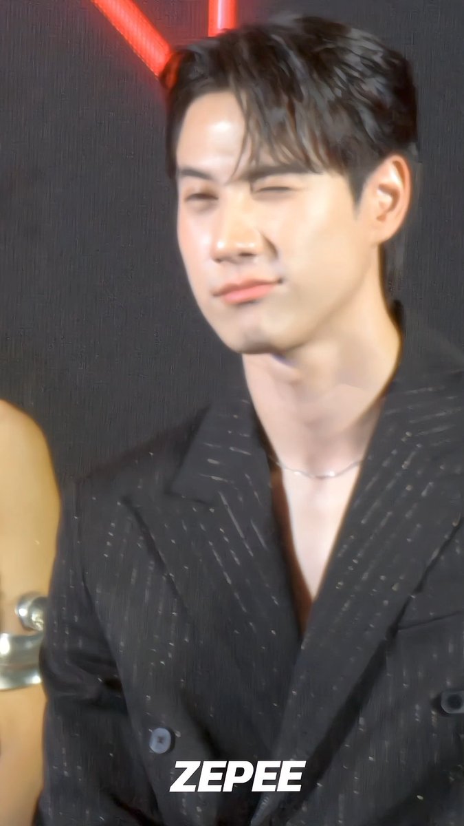 rapee_sora's tweet photo. ส่งวิ้งให้ขนาดนี้ ต๊ายๆๆๆๆๆ🥴
#brightrpp
#ZEPEE https://t.co/6hjBM4mC1A