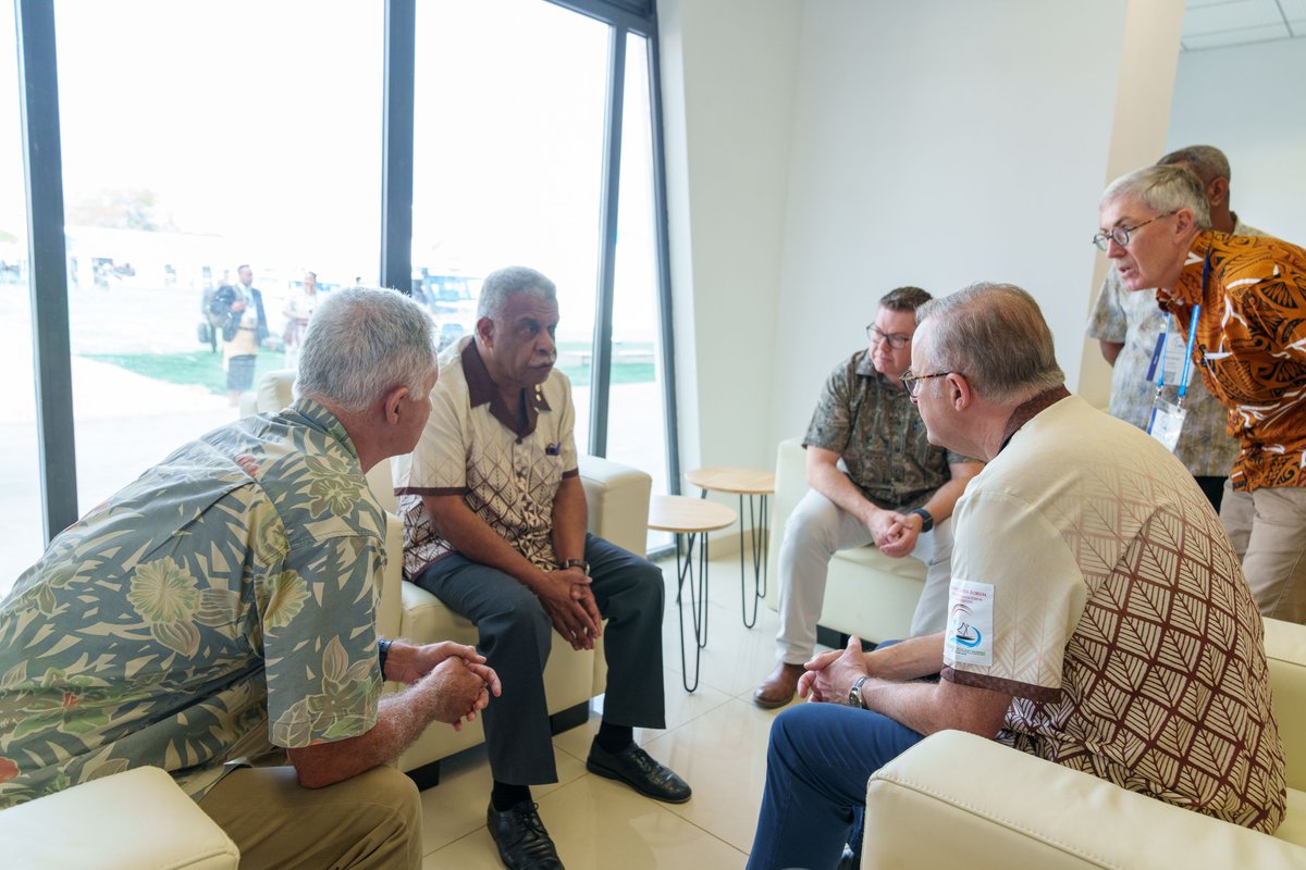 AlboMP's tweet photo. Here at the Pacific Islands Forum in Tonga I’ve had the opportunity to meet face to face with Pacific leaders to work on our shared challenges. https://t.co/w90VM4Ilhe