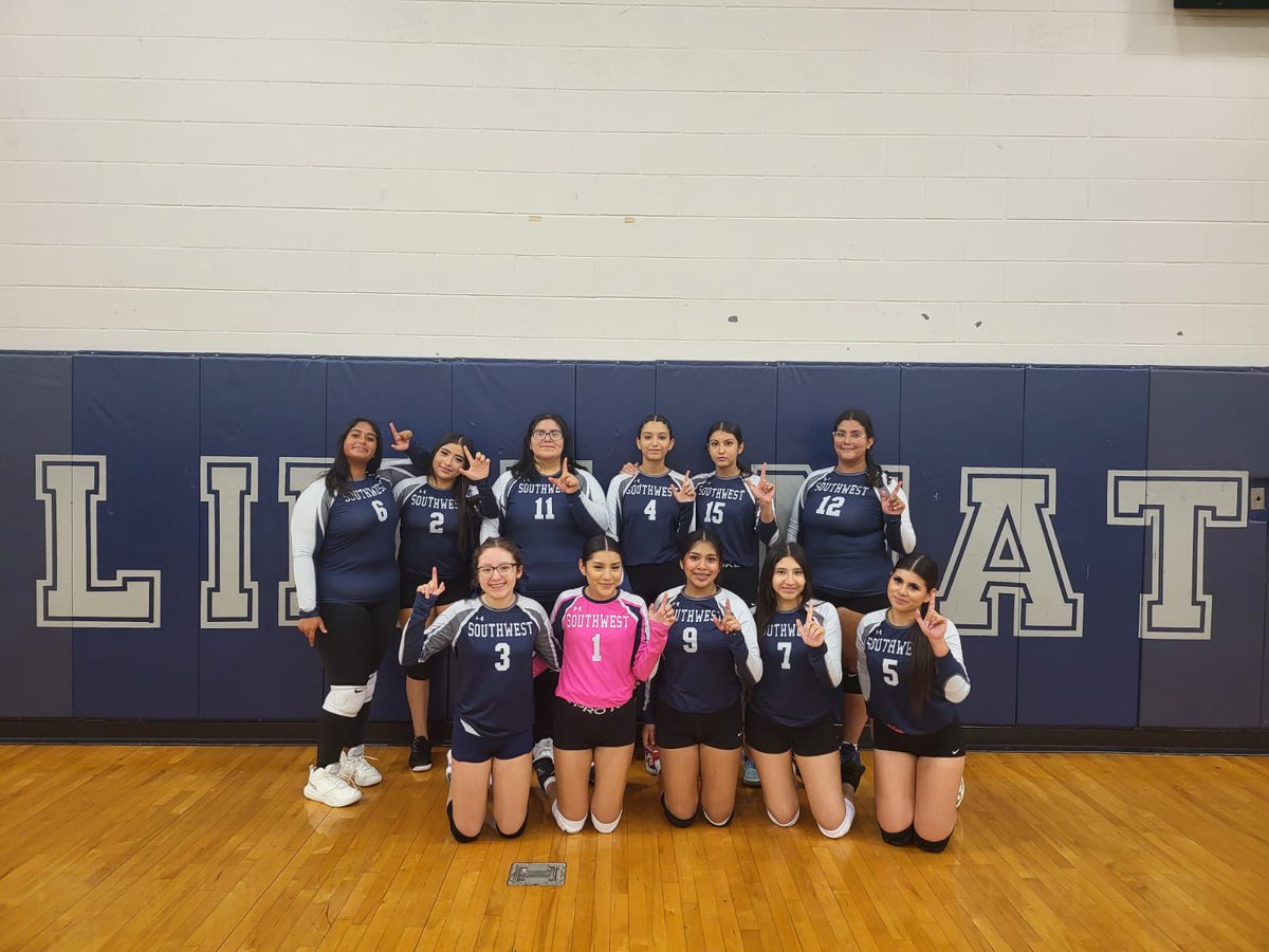 Congratulations to our varsity, JV Light, and 9th Dark teams for winning their district openers vs PSJA Memorial!  Great things are happening in the PSJA SW volleyball program! 🏐💙

#PSJAProud #LadyJavelinas