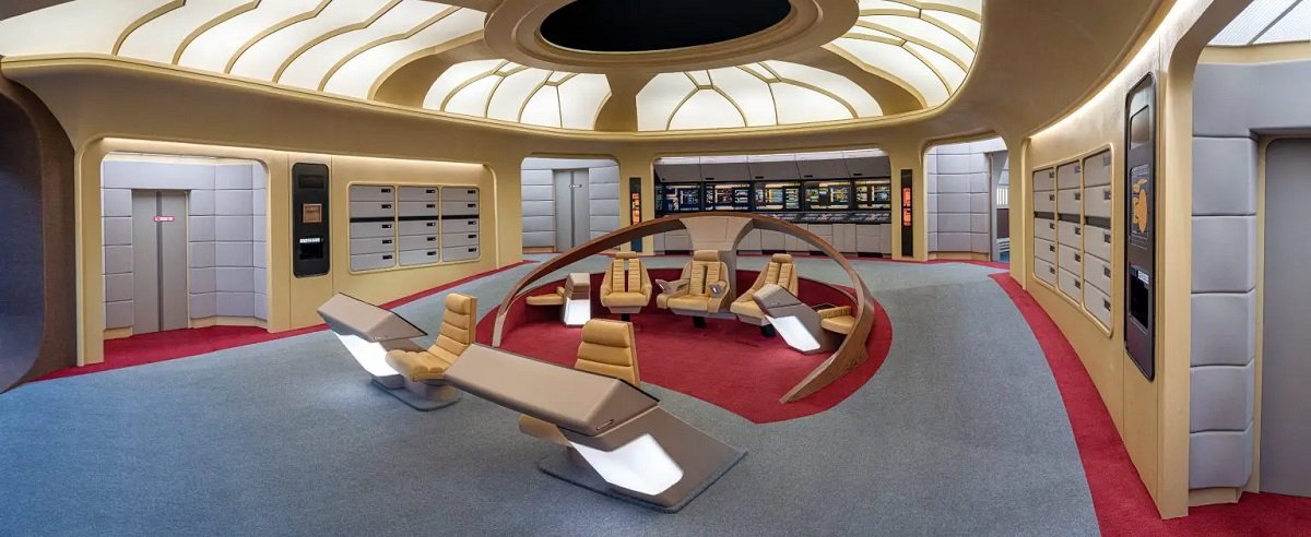 StarTrek_Legacy's tweet image. Hold my synthale-Renowned production designer Dave Blass, celebrated for resurrecting the Enterprise D bridge in PIC S 3, proposes to revolutionize SpaceX Mission Control with cutting-edge design and technology, merging cinematic inspiration with real-world space exploration.