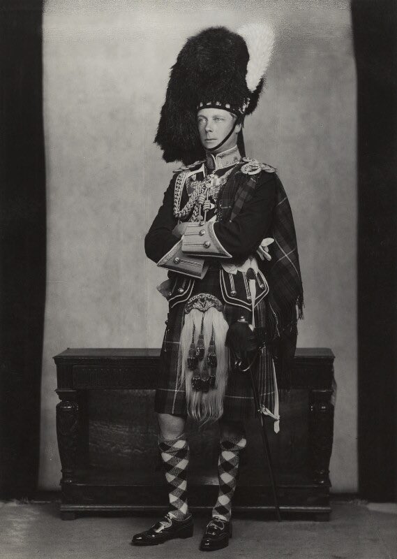 This photo of sums up the ‘royals’ to me: a bloke whose real name is Ed Saxe-Coburg-Gotha-Battenberg, born in England, wearing unearned Scottish regalia whilst being called ‘Prince of Wales’. He was king for 5mins before he tried to sell us out to hitler. #AbolishTheMonarchy