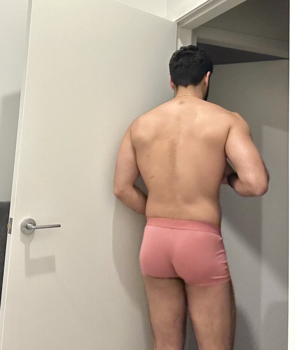 jem0326's tweet photo. 🍑 https://t.co/Jy0UyyTuQq