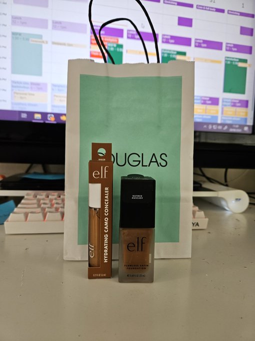 Had to stop by douglas since I have to look absolutely perfect for #xbizamsterdam  A cute little reimbursement<a href="/tag/findom"class="tags"><span>#findom</span></a><a href="/tag/paypig"class="tags"><span>#paypig</span></a><a href="/tag/xbizamsterdam"class="tags"><span>#xbizamsterdam</span></a>