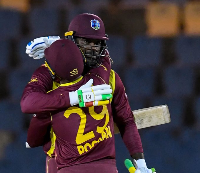 Rai_RamTweets's tweet photo. "SIX-HITTING MACHINES! 🤯 Nicholas Pooran joins the elite list of most sixes in a calendar year in T20s! He's just 5 shy of Chris Gayle's record of 135! Will he surpass the Universe Boss? 🤔 #T20Records #SixHitting #NicholasPooran #ChrisGayle #T20Cricket #BigHitting" https://t.co/EmGgXDUnvz