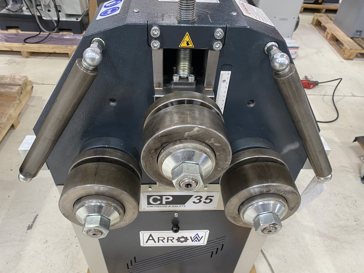 📢 𝐕𝐄𝐍𝐓𝐄 𝐃'𝐔𝐍𝐄 CINTREUSE 𝐀𝐑𝐑𝐎𝐖 type CP35 dans le département 37 📍✔

👉 Plus d'informations sur cette machine : smpl.is/9fs1a

👉 Merci à notre client pour sa confiance.

#vente #cintreuse #neuve #ARROW #didelon #machines #outils #tolerie