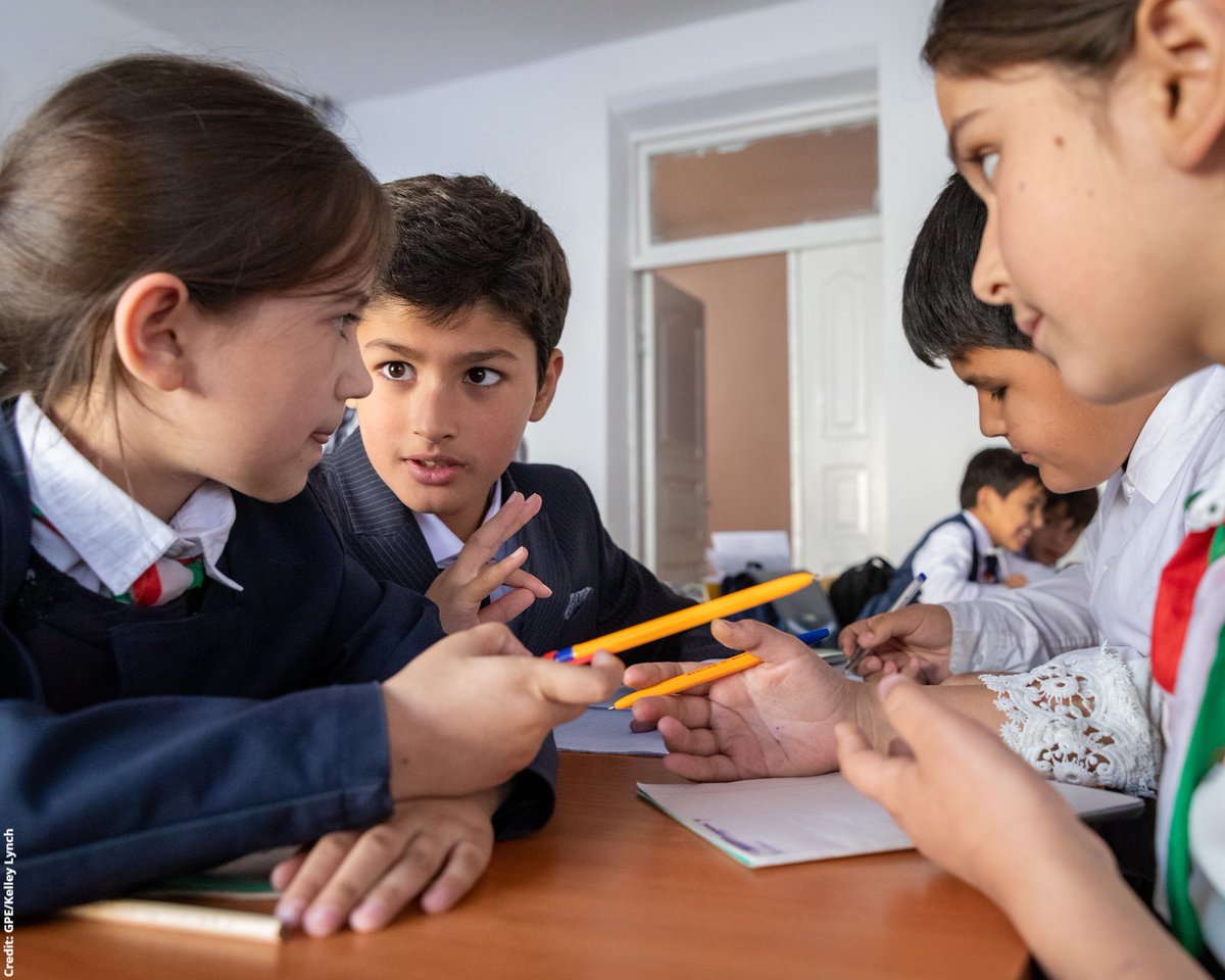 "Transforming education means making sure students are equipped with the skills they need"

Tajikistan's Education Ministry prioritizes competency-based education to improve learning.

With co-financing from <a href="/isdb_group/">IsDB Group</a>, GPE helps the country prepare its learners for the future.