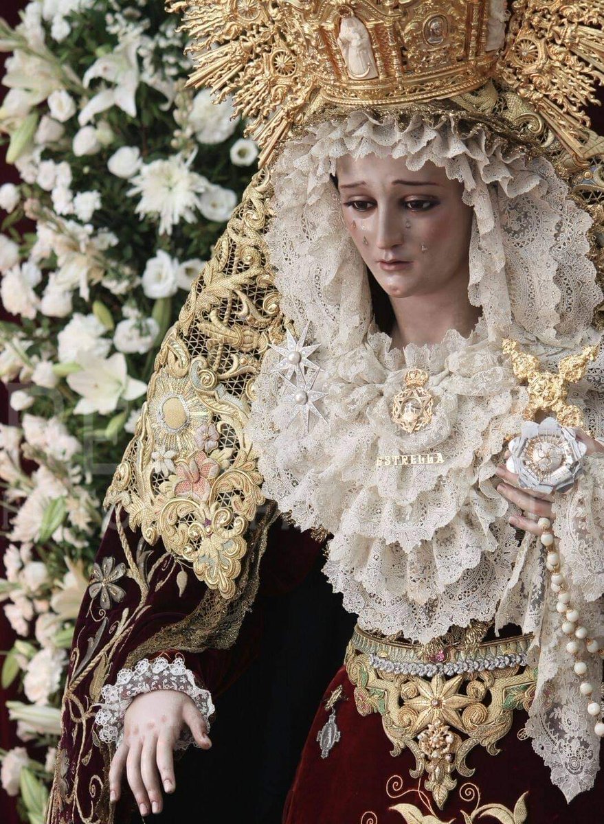 Me he venido arriba y he sacado algunas conclusiones para este HILO 🪡 de por qué 2025 es el año perfecto para coronar a la Virgen de la Estrella de #Jaén 🌟👑.

<a href="/EstrellaJaenera/">Estrella Jaenera</a>

Ojo, que no es más que una sugerencia personal:
⬇️