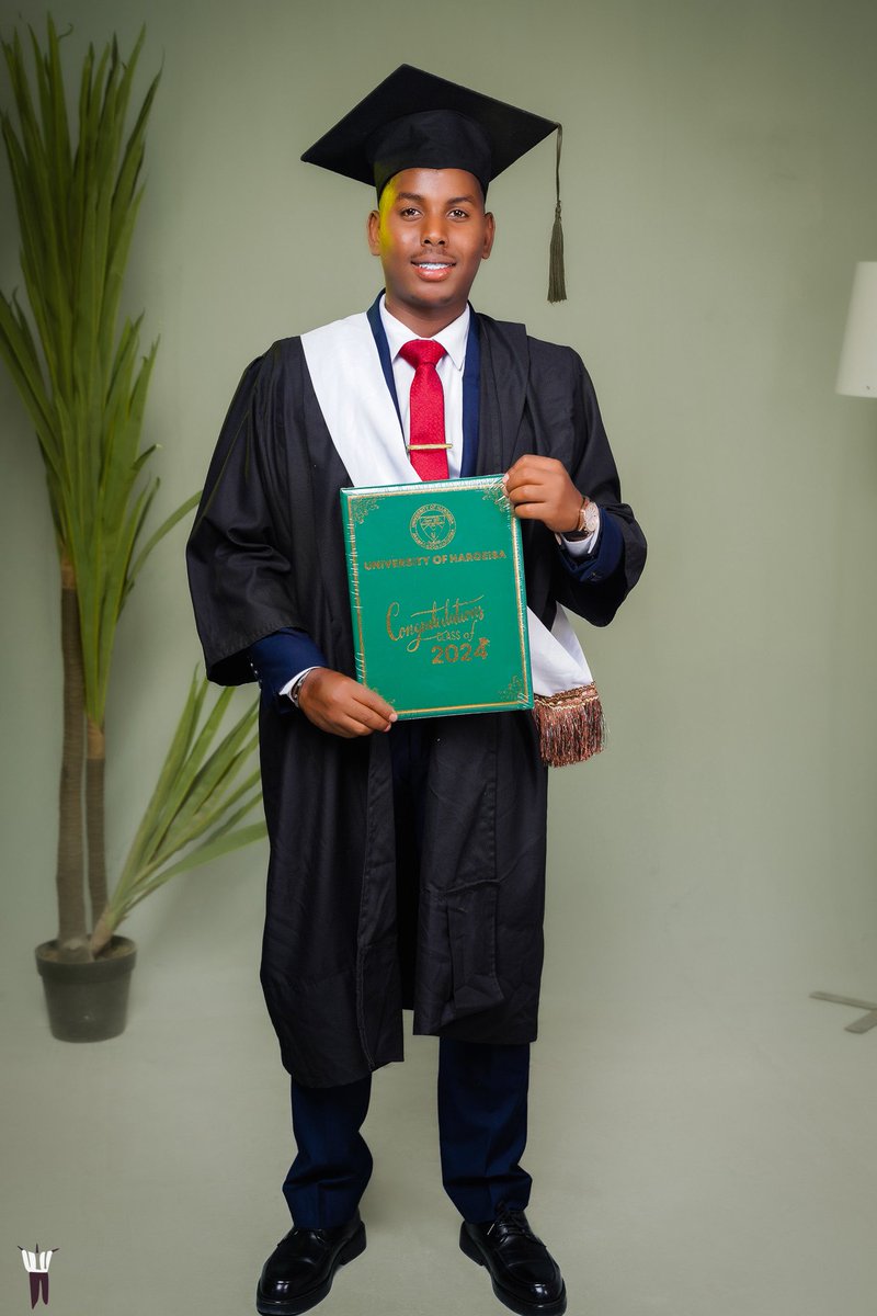 obsa_official's tweet photo. After long journeys finally Alhamdulilah I did it https://t.co/PkqoVhCdcT