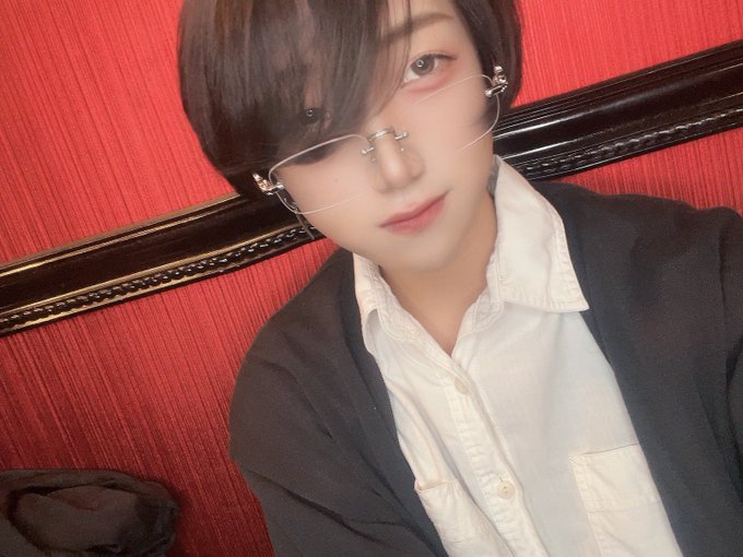池袋メンズコンカフェ「OWL RED-アウルレッド-」のツイート
