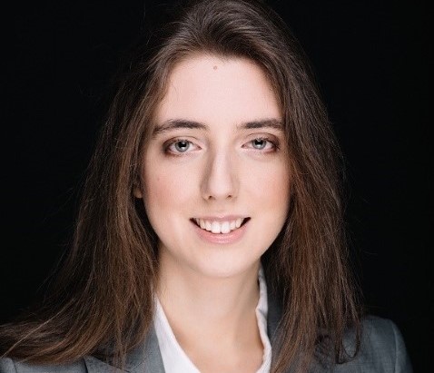 Er is dringend behoefte aan snellere en energiezuinigere chips. <a href="/C_Frenkel/">Charlotte Frenkel</a> is 1 van de voorlopers op het vlak van neuromorphic computing. We vragen haar hoe kennis over werking van het brein helpt bij het ontwikkelen van nieuwe chips voor #AI-toepassingen:
ained.nl/om-zeer-geavan…