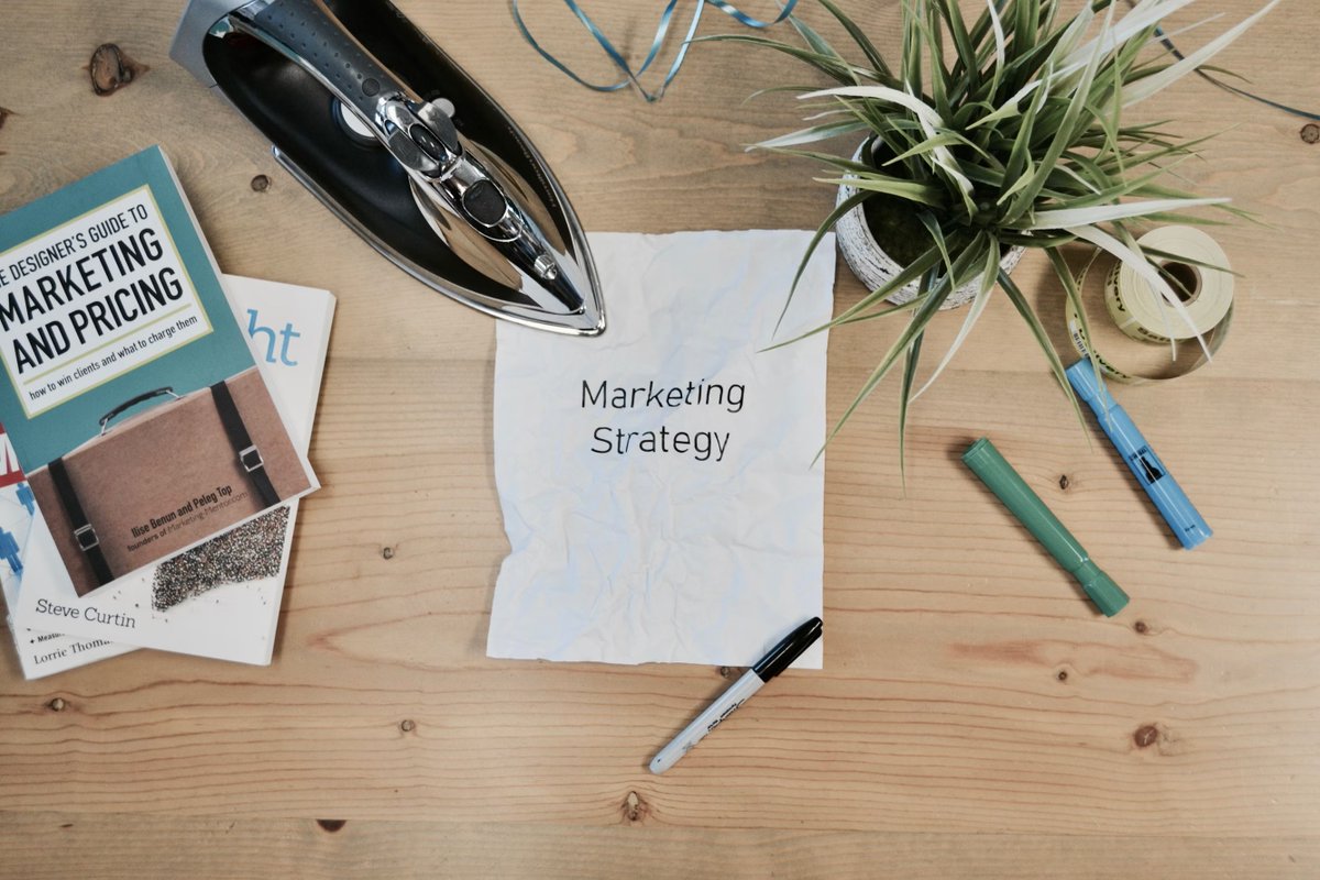 Want to take your social media game to new heights? Our team can manage your accounts with precision, targeting the right audience with the right message at the right time. Let's create a buzz around your brand! 
#SocialMediaMarketing #UKSmallBiz