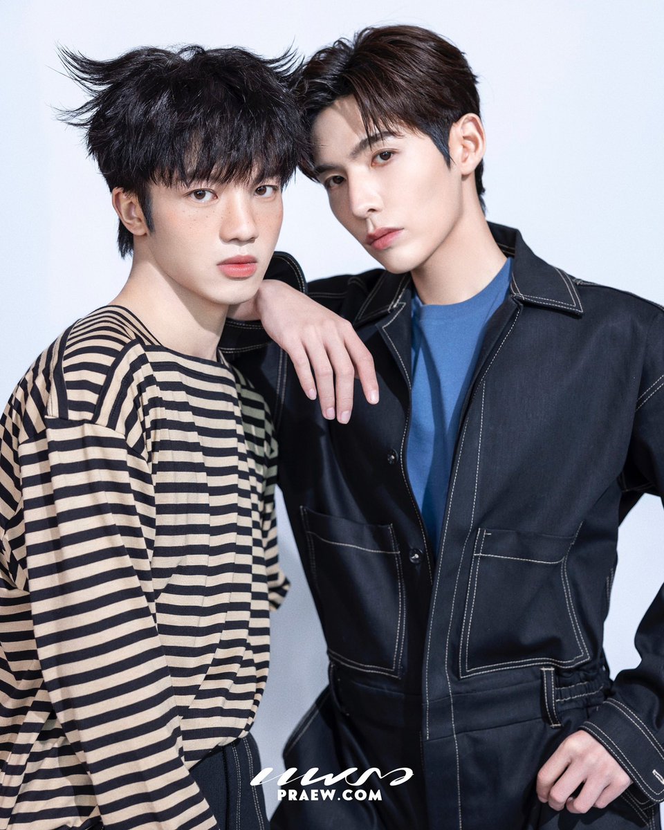Praewdaily's tweet photo. #PraewDigitalCoverXMeetYouAtTheBlossom ส่งต่อความฟิน💗 เปิดบทสัมภาษณ์เอ็กซ์คลูซีฟ ‘ลี่เล่อ – หวังอวิ๋นข่าย – หลี่จวิ้นเหลียง - อชิ ศุกลภัทร’ 4 นักแสดงจากซีรีส์ Meet You At The Blossom ก่อนดอกไม้บาน

สามารถอ่านต่อได้ที่ https://t.co/OmVExQ43Qy

#PraewDigitalCover #PraewDigitalCoverXMeetYouAtTheBlossom #MeetYouAtTheBlossom #Praewmag