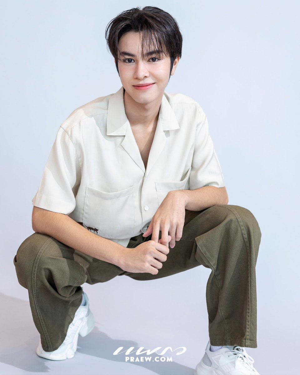 Praewdaily's tweet photo. #PraewDigitalCover #PraewDigitalCoverXMeetYouAtTheBlossom #MeetYouAtTheBlossom #Praewmag https://t.co/krdMUv3bB7