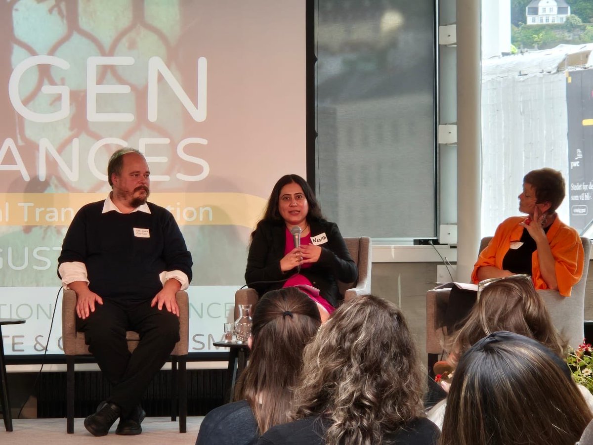 CPR_India's tweet photo. .@NamitaWahi (Senior Fellow, & Dir. @LRI_India) was invited to the annual #BergenExchanges organised by @LawTransform. She delivered the opening keynote on 'State of Democracy in South Asia' & was part of a panel on 'Contestations Over Land in Plural Legal Regimes'. https://t.co/HvlxzGVDDF