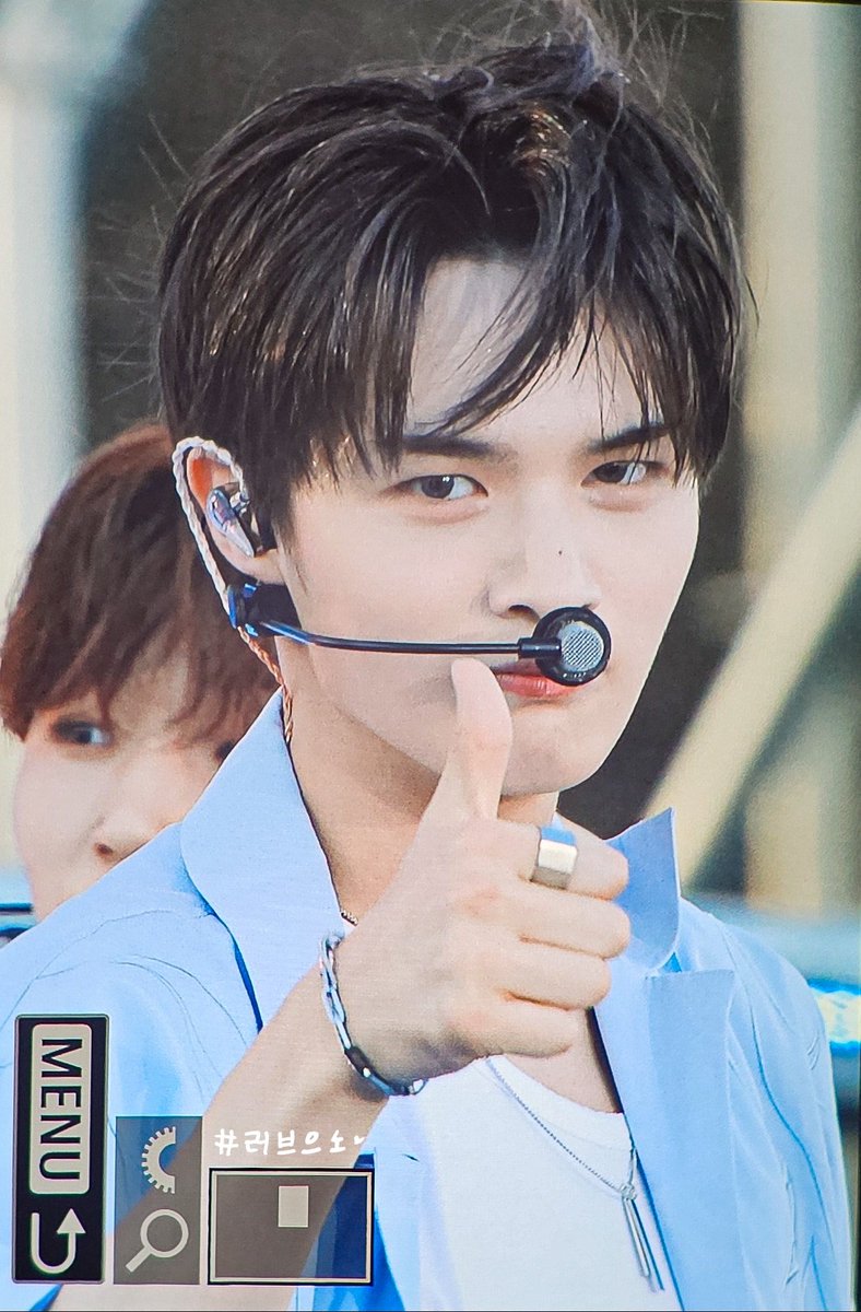 240828 룬깅이들도 고생햇서🤣
#루네이트 #지은호 #러브으노🤍