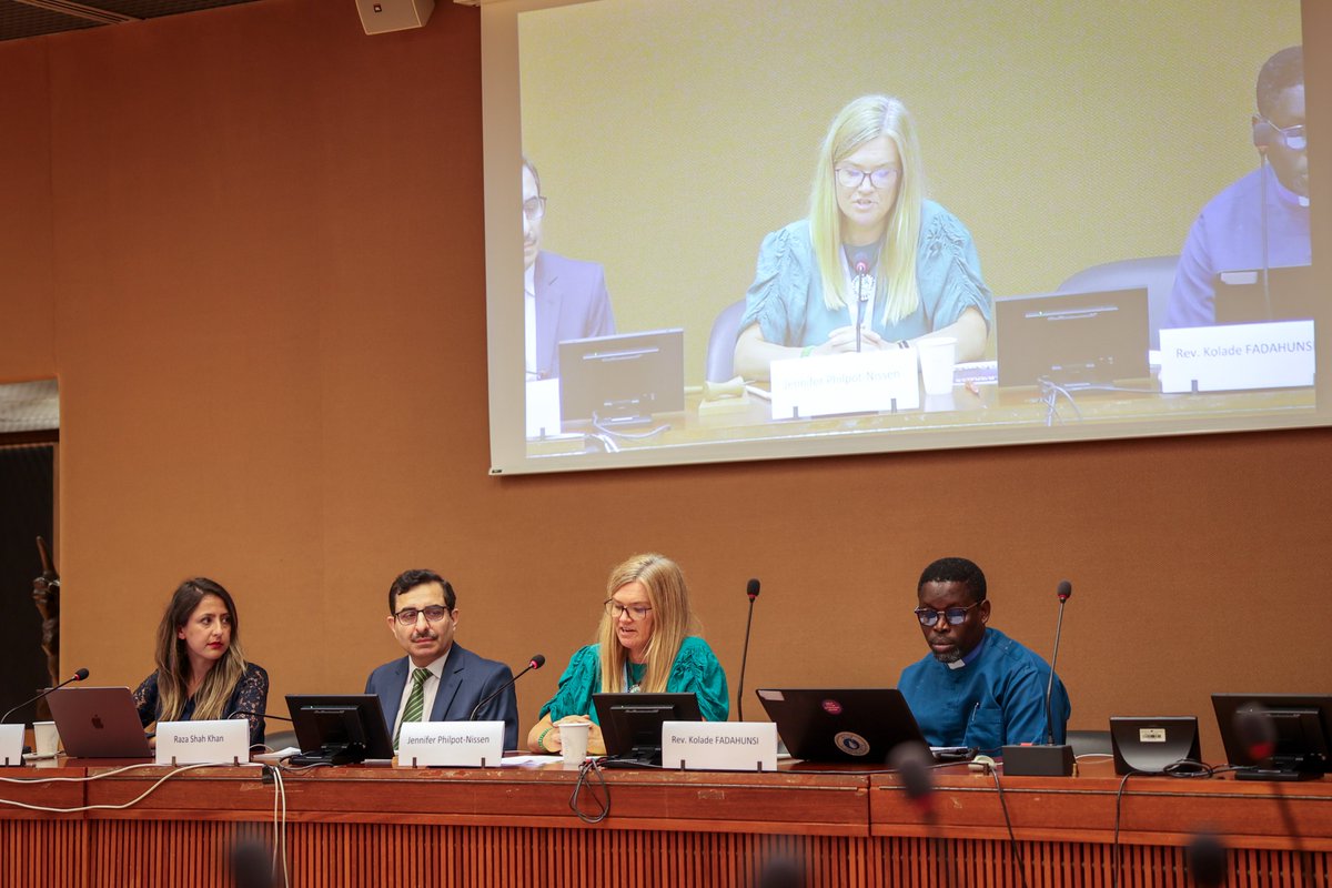 Yesterday <a href="/Oikoumene/">World Council of Churches (WCC)</a> held a side event on interfaith perspectives on #AutonomousWeapons. Here are some key points from the panelists speaking from Baha'i, Buddhist, Christian and Muslim perspectives. 

oikoumene.org/news/faith-com…