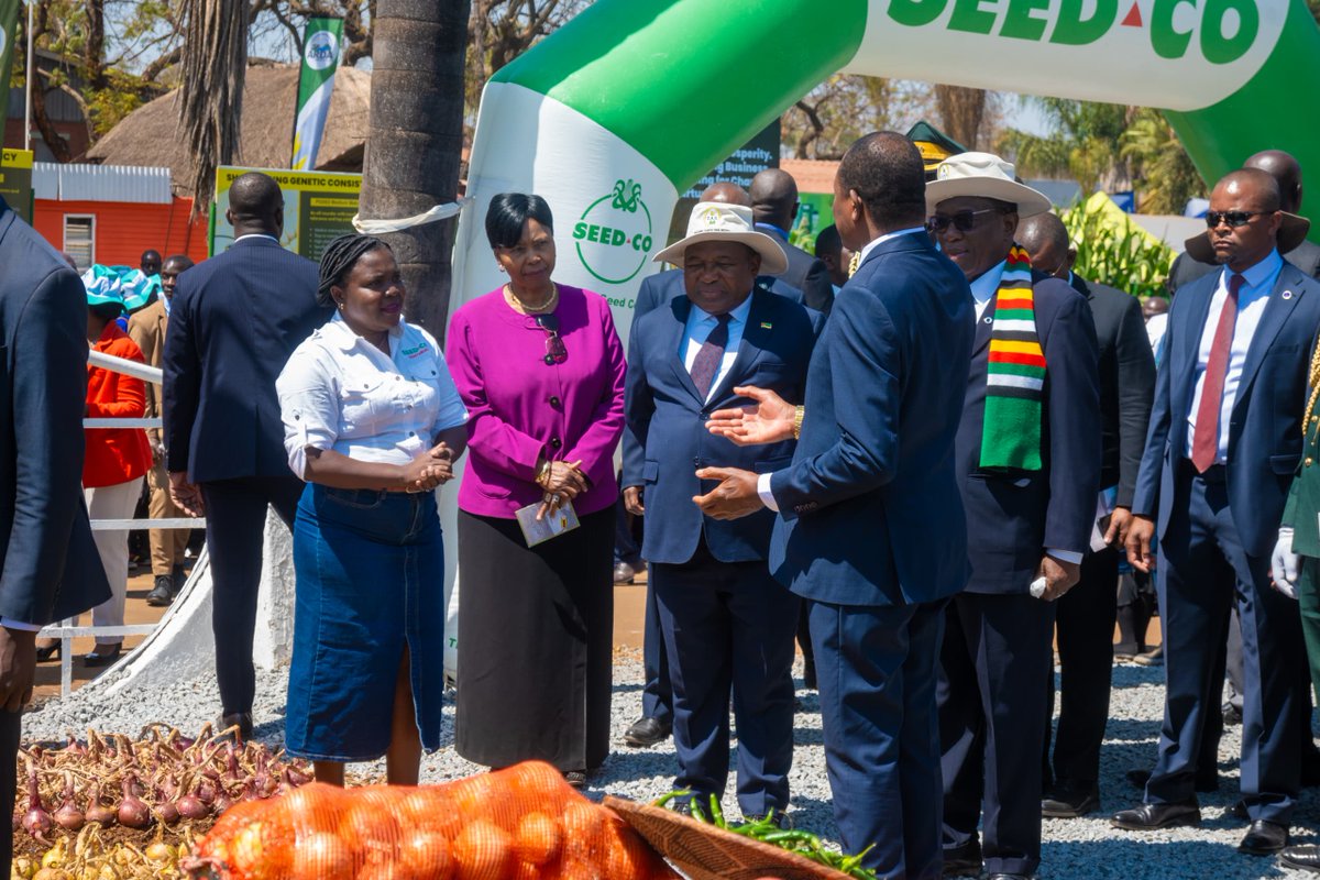 SeedCoZimbabwe's tweet photo. Congratulations to Seed Co! 🎉
We are thrilled to celebrate the achievement of winning the Best Agricultural Display at the Zimbabwe Agricultural Show 2024! Here's to many more milestones &amp; continued success in advancing agriculture in Zimbabwe
#zas114 
#itstartswiththerightseed https://t.co/rVMQMDgEIr