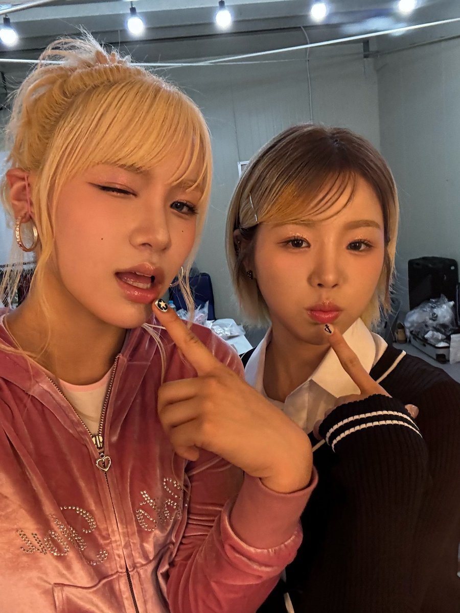 퀸카락즈👑 보고싶으신 분?

youtu.be/KmOcc2ViHOs?si…

#YOUNGPOSSE #정선혜 #도은