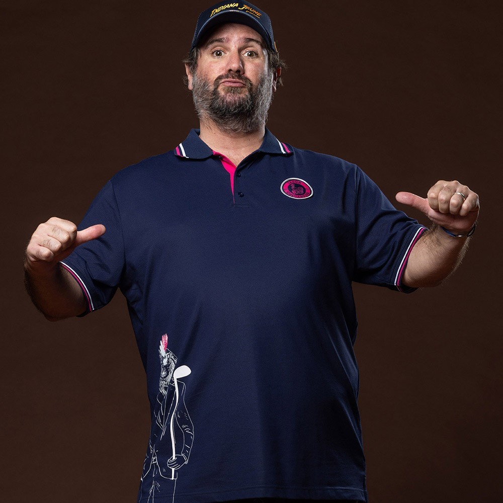 La dégringolade permanente chez les #Girondins avec la présentation du nouveau maillot par <a href="/PaulBaysse/">Baysse Paul</a>, qui ne semble pas encore tout à fait affuté pour la reprise. Bon au moins, ils ont l'air d'avoir toutes les tailles.