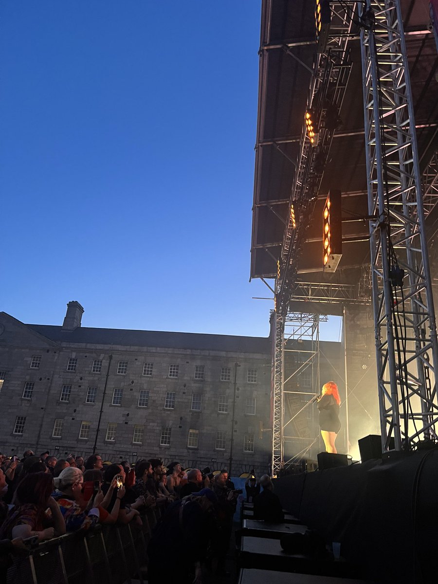 That’s a wrap! 
The best crew <a href="/SOFFTProd/">SoFFt Productions</a> <a href="/singularartists/">Singular Artists</a> <a href="/AmplifyAgencyIE/">Amplify Agency 📣</a> ❤️❤️

#WiderThanPictures 

Now, onto the rest of 29761 other shows. 🙏🙏