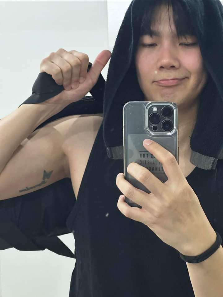 Can I have 300 RTs and 30 replies with your last saved Biu pic and the voting tags? 💙

I vote <a href="/JakeB4rever/">BIU.</a>
#NETIZENSREPORT #BuildJakapan for Asian Celebrity of the Year #ACOTY2024 #ACOTY2024BuildJakapan <a href="/thenreport/">The Netizens Choice Magazine</a>