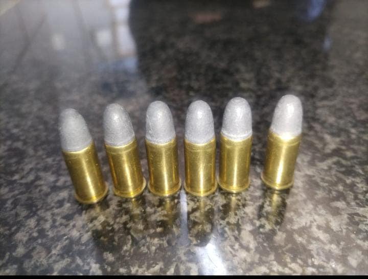 _ArriveAlive's tweet photo. Firearm recovered during patrols and roadside checks on the R24 in Magaliesburg https://t.co/LQYZudeFwv
#ArriveAlive #Patrols #RoadsideChecks #Firearm @GP_CommSafety https://t.co/wGmM4d9uu3