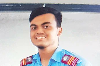 শেখ হাসিনার বিরুদ্ধে মামলা করলেন নিহত শিক্ষার্থী মাহামুদুরের বাবা