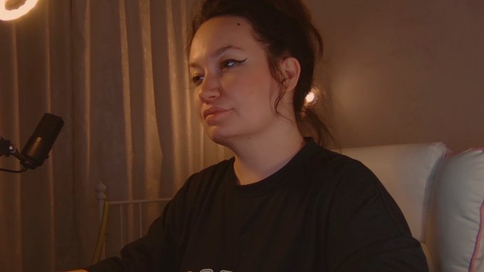 Morning x users! https://t.co/nDbI6XaUVd<a href="/tag/legs"class="tags"><span>#legs</span></a><a href="/tag/natural"class="tags"><span>#natural</span></a><a href="/tag/goddess"class="tags"><span>#goddess</span></a><a href="/tag/femdom"class="tags"><span>#femdom</span></a><a href="/tag/redhead"class="tags"><span>#redhead</span></a><a href="/tag/feet"class="tags"><span>#feet</span></a>