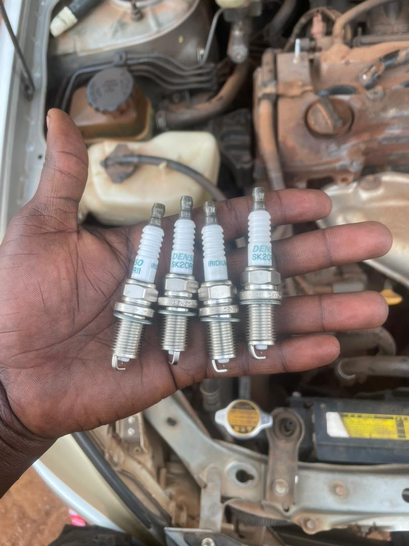 sparewo_ug's tweet photo. Fuel guzzler of late? Rough engine when idling? Sounds like spark plug and ignition coil troubles! Don't sweat it, let Sparewo take the wheel! Book NOW at https://t.co/OJXdUVNInH. We'll pick up and drop off. 🔧🚘

 #Sparewo #Spare4u #Carcare https://t.co/rCX9FJWqnP