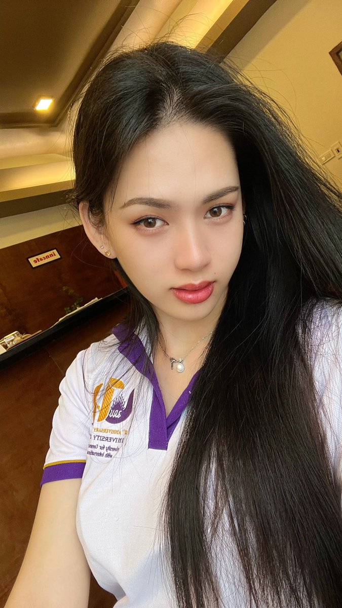 piXXie X. tweet media