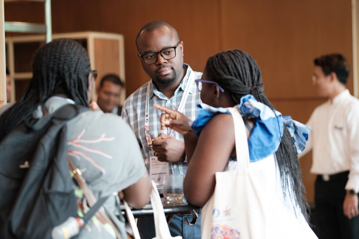 Jacques F. Bake tweet media