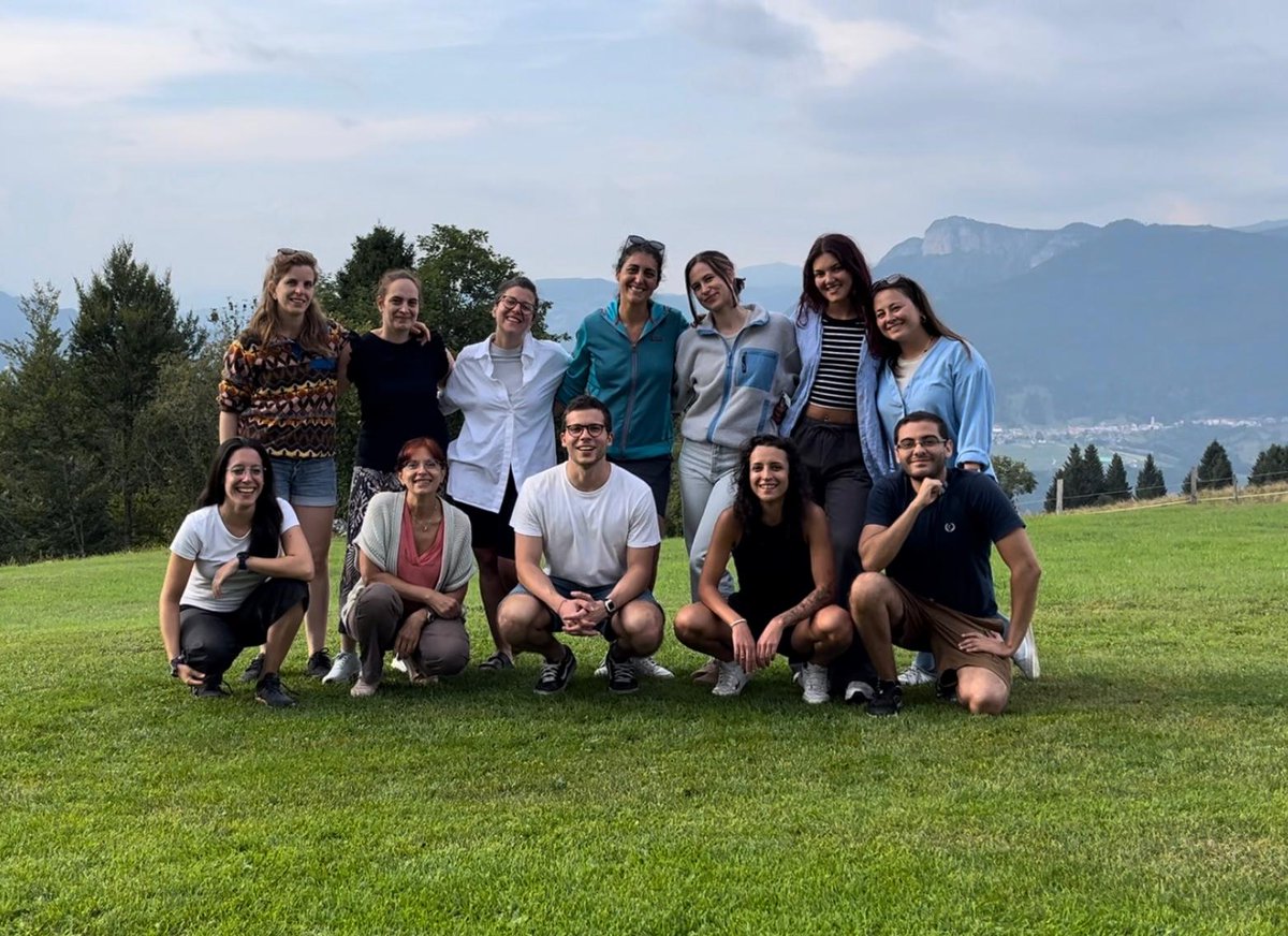 Pennuto Lab (@pennutolab) on Twitter photo The M.P. lab in action, thank you for being invaluable members of this adventure team! The M.P. lab in action, thank you for being invaluable members of this adventure team!