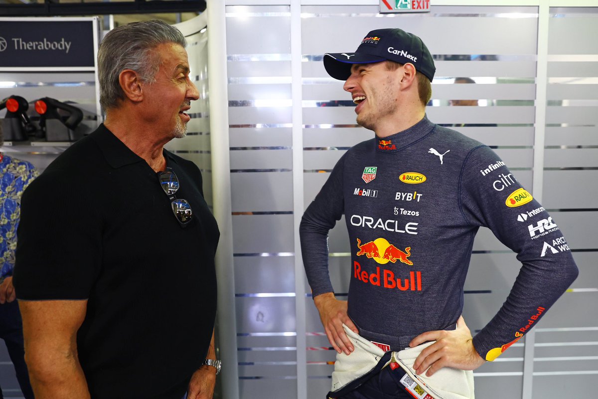 VerstappenCOM's tweet photo. #ItalianGP race week, 🤌🇮🇹 is a good reason to repost Max meeting Sylvester Stallone in 2022 at Autodromo Nazionale Monza! 👊😤 https://t.co/8yzAjBF2Zf