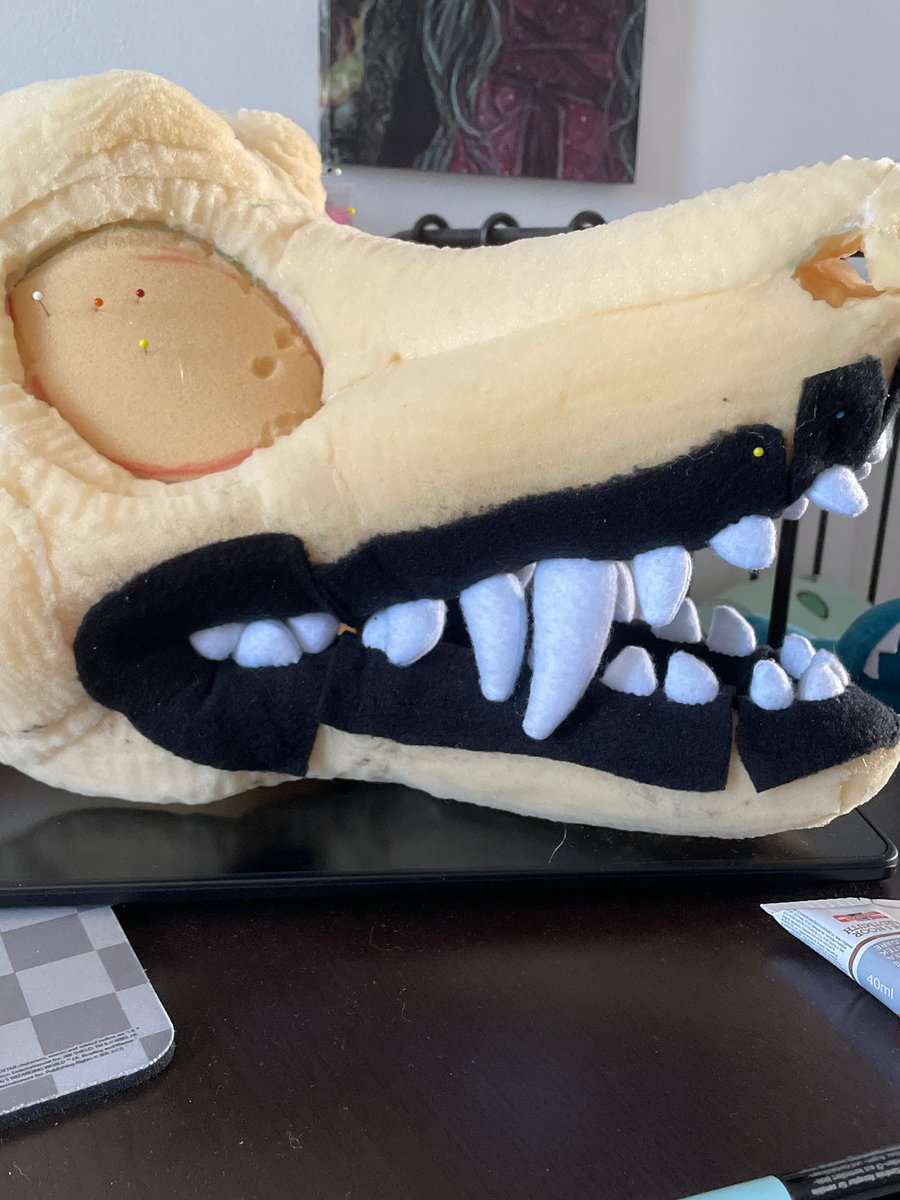 Littleblublu's tweet photo. Teeth time https://t.co/Gs5lqU5Bsx
